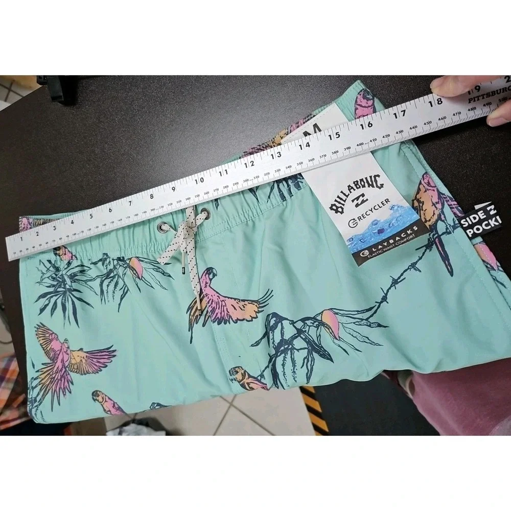Men's Billabong Recycler Sundays  MED  Board Shorts Surf Swim NEW with Tag